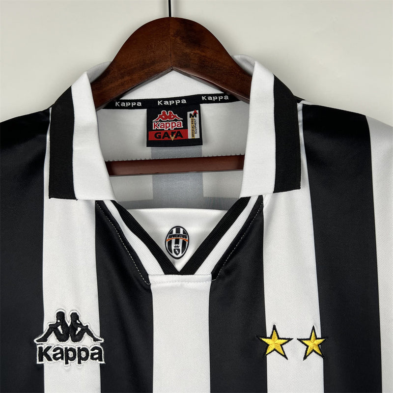 Camisa Retrô Juventus l 1996