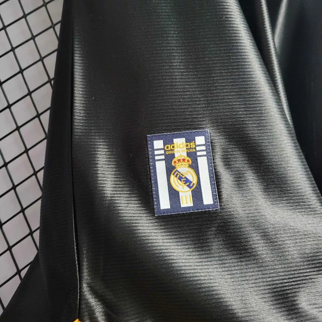 Camisa Retrô Real Madrid 1999
